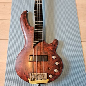 cort curbow bass エレキベース