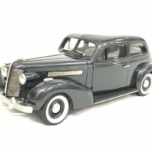 GIT4-242【中古品】BROOKLIN MODELS b.c.019 1937 BUICK SPECIAL 2-DR PLAIN BACK SEDAN M-44 WELLINGTON GRAY POLY 1/43 ミニカーの画像2