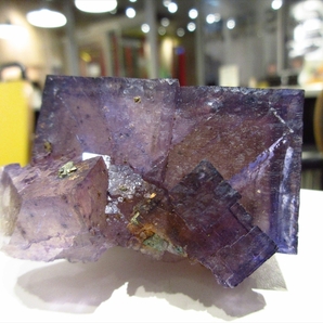 外国産鉱物標本 米国産 フローライト(蛍石)/キャルコパイライト(黄銅鉱)の画像1