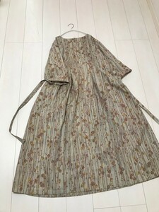 花柄紬タックワンピース★着物リメイク★七分袖ワンピース★ハンドメイド★