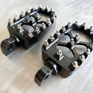 MX フットペグ　ステップ　スタッズ　ハーレー　XL ツーリング　ソフテイル