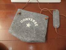 CONVERSコンバースのフェルトのバッグ