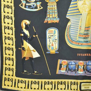 1円 美品 HERMES エルメス カレ90 スカーフ TUTANKHAMUN シルク ブラック ゴールド エジプト ツタンカーメン フランス製 ショール Ma.dの画像5