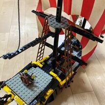 LEGO レゴ 南海の勇者 ダークシャーク号 6285 海賊船 _画像7