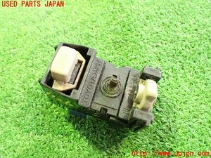 2UPJ-11266280]ソアラ(JZZ30)Z30系 ミラースイッチ 【ジャンク品】中古