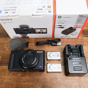 SONY VLOGCAM ZV-1 & ACC-TRBX バッテリー チャージャー セット