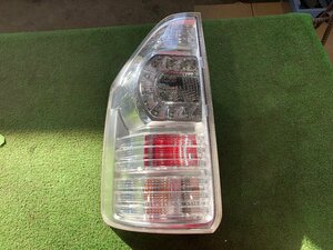 ZRR70/ZRR75 ヴォクシー 後期 左テールランプ LED クリア ICHIKOH 28-220