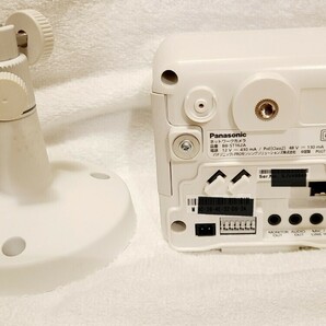Panasonic ネットワークカメラ BB-ST162A レンズ,本体共に綺麗 POE給電にて動作確認 リセット済 稼働品 本体と取付台のセット パナソニックの画像3