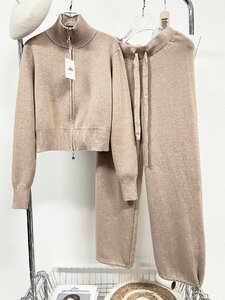  on goods Europe made * regular price 9 ten thousand * BVLGARY a departure *RISELIN top and bottom set mink / cashmere . soft warm comfortable jacket pants lady's M/46