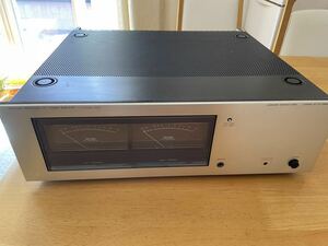 パワーアンプ LUXMAN 5M21 年式の割には綺麗です。