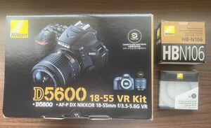 シャッター数2415回 ★新品級★Nikon ニコン D5600 AF-P 18-55 VR レンズキット 元箱・おまけ付き