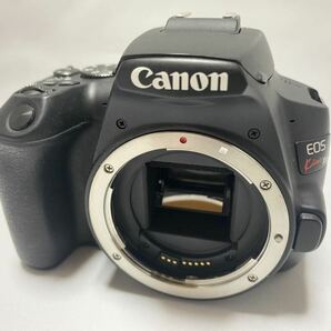 ワンオーナー■美品■CANON・キヤノン EOS Kiss X10 EF-S18-55 IS STM レンズキット ブラック 予備バッテリー付き！の画像2