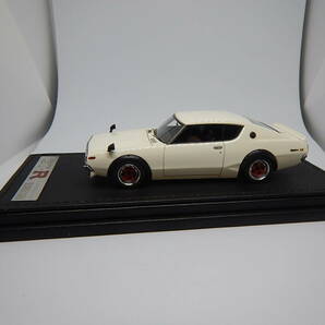 1/43 ignition model  Nissan Skyline 2000 GT-R (KPGC110) White 0072の画像3