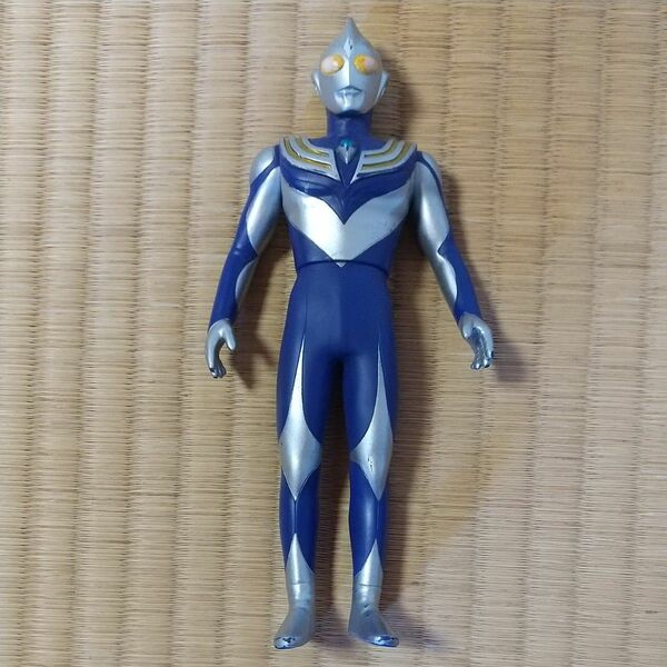 ウルトラマンティガ ソフビ フィギュア バンダイ レア sofvi