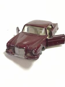 58☆当時物レトロ絶版レズニー マッチボックス/LESNEY MATCHBOX Lesney Matchbox N° 53Mercedesベンツ220 SE 1960金属イギリス製ミニカー