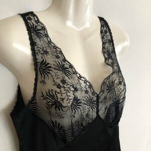 SX-776　☆♪The Wacoal ＜KOREA＞　 Beauty EXCEL　Madams Black Lingerie ☆♪ラウンドドレススリップ　 Lサイズ(B90cm 丈100cm)