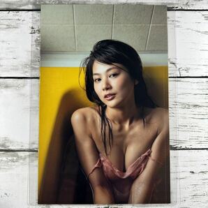 [高品質ラミネート処理][ 竹内佳菜子 ] プレイボーイ 2018年17 雑誌 切り抜き 8P B5フィルム 水着 グラビア アイドル 芸能人 女優の画像3