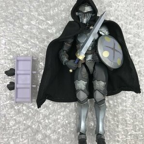 ※現状品 figma ゴブリンスレイヤー figma Styles シンプルマント 黒 可動フィギュア ゴブスレ グッズの画像1