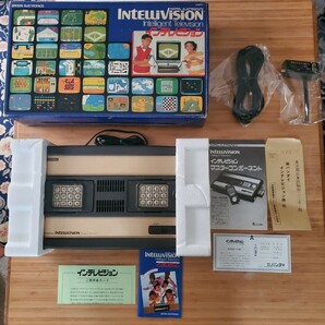 1円スタート！INTELLIVISION インテレビジョン 本体 箱説 一式 ベースボール・ルーレット・ホースレース・シーバトル付 動作確認済 激レアの画像3