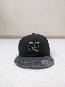 15．NEW ERA × DC SHOECO USA ニューエラ DC 迷彩 カモ柄 デカロゴ 6パネル ベースボールキャップ フリーサイズ 最大約 58cm x110