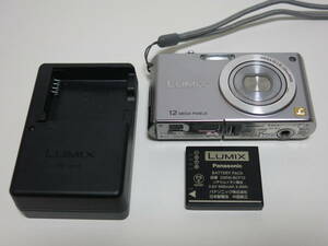 【動作品】 パナソニック・ Panasonic 　★LUMIX　コンパクトデジタルカメラ　DMC-FX40 ★充電器・ケース付