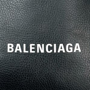 【美品】BALENCIAGA バレンシアガ トートバッグ ハンドバッグ ネイビー カバス Ｓ エブリデイ ロゴ 男女兼用 大人気 レザー 339933 黒の画像3