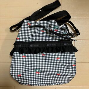 LeSportsac チェリースウィートラッフル　レスポートサック さくらんぼ チェリー 巾着 2way ショルダー チェック