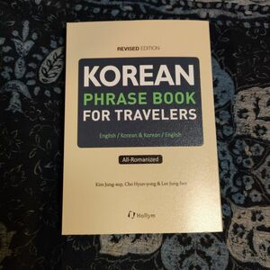 KOREAN PHRASE BOOK　韓国語　英語