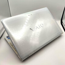 天板横割れ 他動作未確認 ジャンク品 SONY VAIO PCG-71211N ホワイト ノートパソコン_画像6