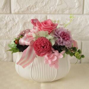  pink fully, rose . carnation. arrange Mother's Day flower gift interior 