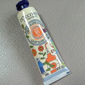 L'OCCITANE　 ハンドクリーム　30ML