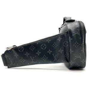 1円●美品●LOUIS VUITTON ルイヴィトン モノグラムエクリプス バムバッグ ショルダーバッグ 斜めがけ鞄 レザー ノワール 黒 メンズ M42906の画像3