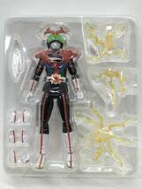 【1554】S.H.Figuarts 仮面ライダーストロンガー フィギュア S.H.フィギュアーツ バンダイ 中古品_画像2