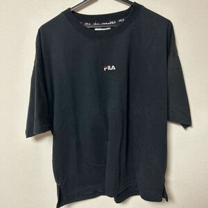 Tシャツ　黒　FILA 半袖 mサイズ