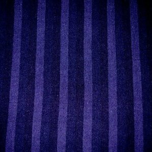 壱月2195 綿麻近江縮上布 男着物単衣 裄73К丈131 黒に紫の棒縞 手もみシボ 美品の画像2