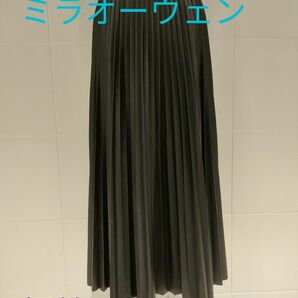 【極美品】ミラオーウェン フェイクレザー プリーツスカート ロング Ｓ 黒