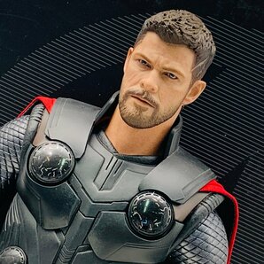 中古品 ホットトイズ ムービー・マスターピース アベンジャーズ/インフィニティ・ウォー 1/6 ソーの画像1