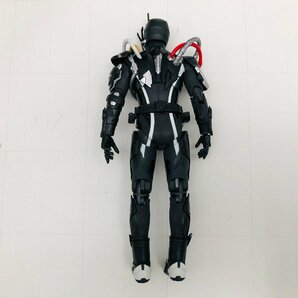 中古品 S.H.Figuarts 仮面ライダーゼロワン 仮面ライダーアークゼロ＆アークエフェクトパーツセットの画像3