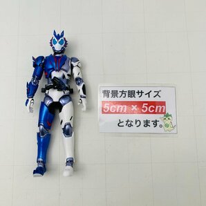 中古品 S.H.Figuarts フィギュアーツ 仮面ライダーゼロワン 仮面ライダーバルカン シューティングウルフの画像2