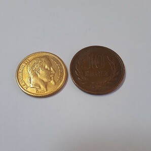 フランス 硬貨 古銭 ナポレオン三世 1865年 レジオンドヌール勲章 月桂樹 鷲 盾 20フラン 直径:約21mm 重量:約4.0gの画像2