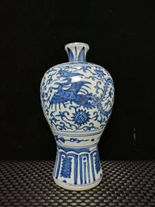 4:7991LT 人間国宝 中国骨董 磁器【明青花鳳紋梅瓶です】工芸品 施釉陶 青花磁 陶芸 置物 收藏品