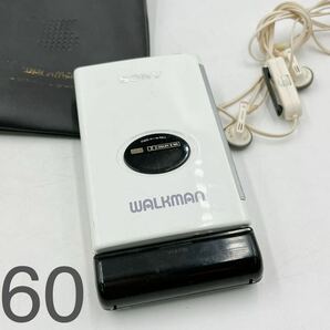 4AC003 SONY ソニー ヘッドホンステレオ WALKMAN ウォークマン WM-609 ソフトケース付きの画像1