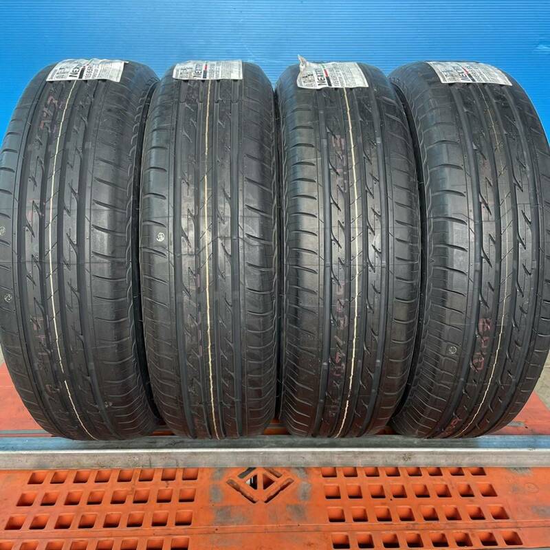 新品　185/65R15 ブリヂストン　NEXTRY 185/65/15 サマータイヤ　4本　2022年製造