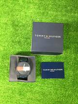 □ TOMMY HILFIGER トミーヒルフィガー ウォッチ 腕時計 TH306 アナログ 3針 箱入り 28-51_画像1