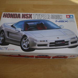 【送料込み】 タミヤ プラモデル 1/24 ホンダ HONDA NSX TYPERの画像1