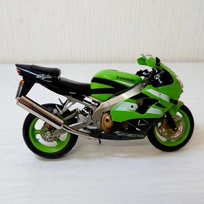 キ25【80】1円～ ミニチャンプス 1/12 カワサキ Kawasaki ニンジャ Ninja ZX-9R グリーン /ミニカー バイク オートバイ 模型の画像5