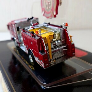 サ23【80】1円～ CODE3 FIRE ENGINE 1/64 ミニカー ダイキャスト コレクティブル 消防車 ロサンゼルス LOS ANGELES CITY FIRE DEPARTMENTの画像4