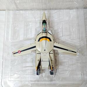 セ7【100】1円～ ヤマト 1/60 超時空要塞マクロス 愛・おぼえていますか 完全変形 VF-1S + スーパー＆ストライクパーツ ロイ フォッカー機の画像3