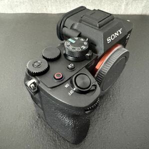 極上中古品 SONY α7Ⅳ ボディ ILCE-7M4 延長保証残有りSmallRig3984 ラバーカバー付きの画像3