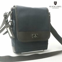 美品 BLACK LABEL CRESTBRIDGE ブラックレーベル クレストブリッジ 牛革 レザー使用 ショルダーバッグ 紺【参考価格￥24,200-】_画像1